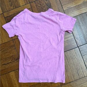 Uniqlo Pink Fitted Short Sleeve V neckT-Shirt. Like New. Small